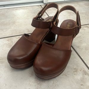 BOC Brown Platform Clogs (NWT)